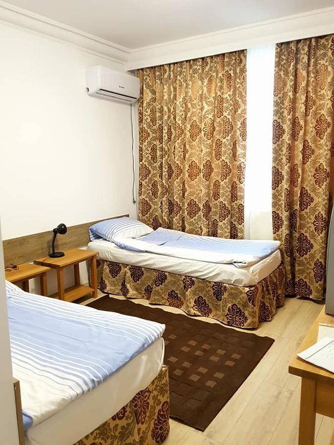 Hostel Tara Alba Iulia Dış mekan fotoğraf